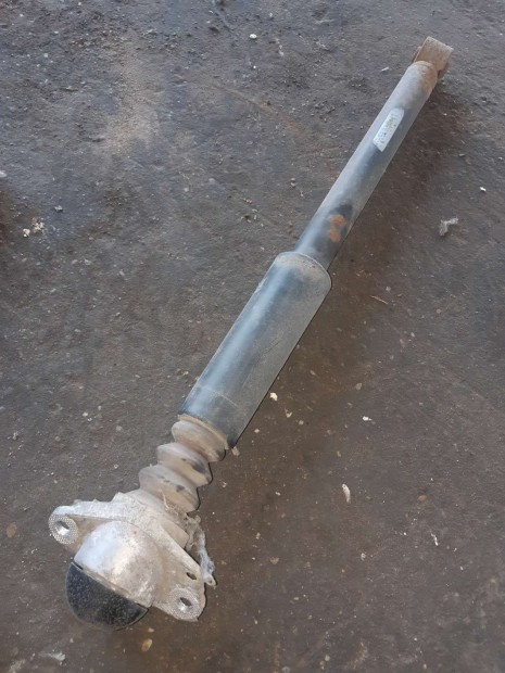 Volkswagen Golf IV H�ts� Leng�scsillap�t�