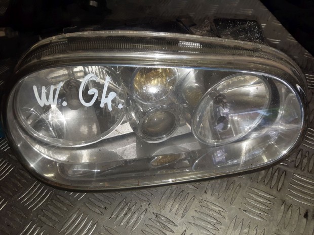 Volkswagen Golf IV Jobb Első Lámpa / Fényszóró