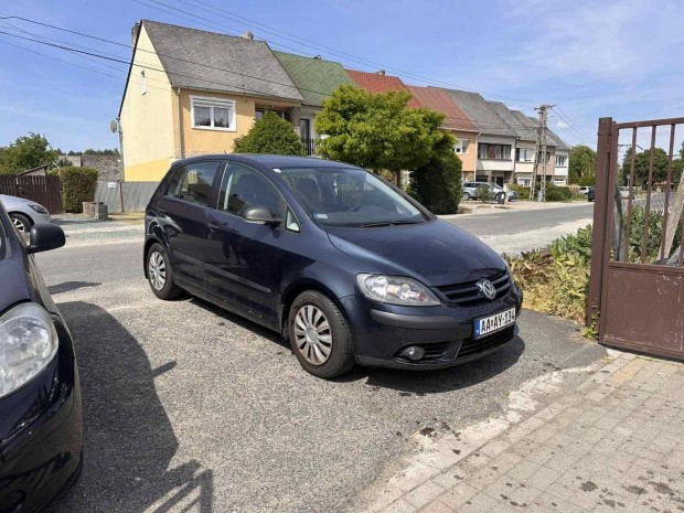 Volkswagen Golf PLUS 1.4 Trendline Megkímélt
