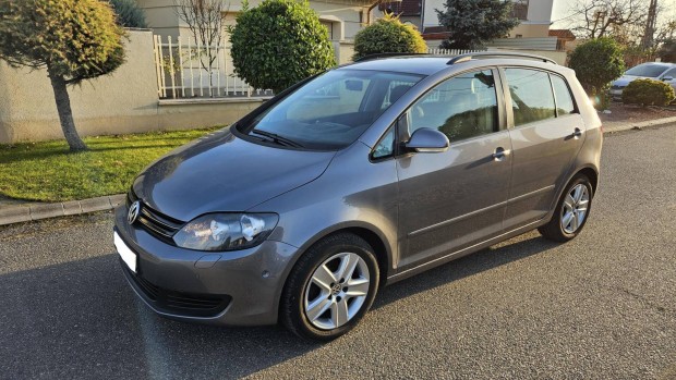 Volkswagen Golf PLUS 1.6 Comfortline Vezetett S...