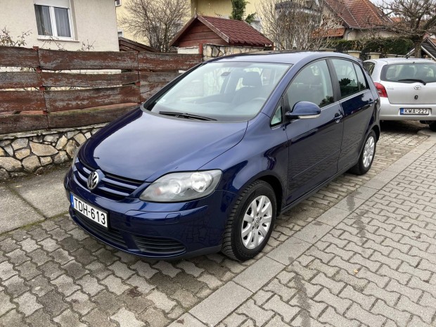 Volkswagen Golf PLUS 1.6 FSI Premium Tempomat.D...