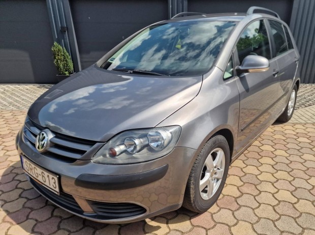 Volkswagen Golf PLUS 1.6 Trendline Rendkívül Es...