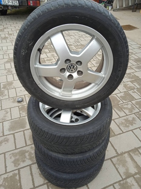 Volkswagen Golf Polo Jetta Beetle 16" alufelni elad 