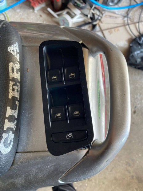Volkswagen Golf Sportsvan / Golf VII ablakemelő kapcsoló