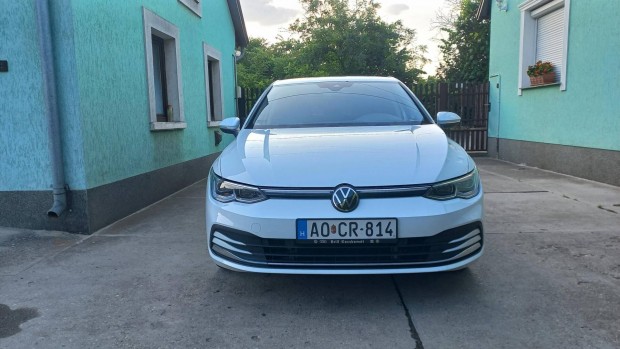 Volkswagen Golf VIII 1.5 eTSI ACT Style DSG Mag...