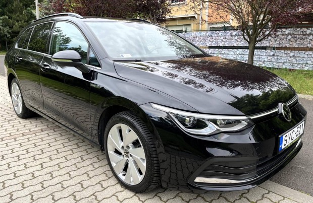 Volkswagen Golf VIII Variant 2.0 TDI SCR Style...