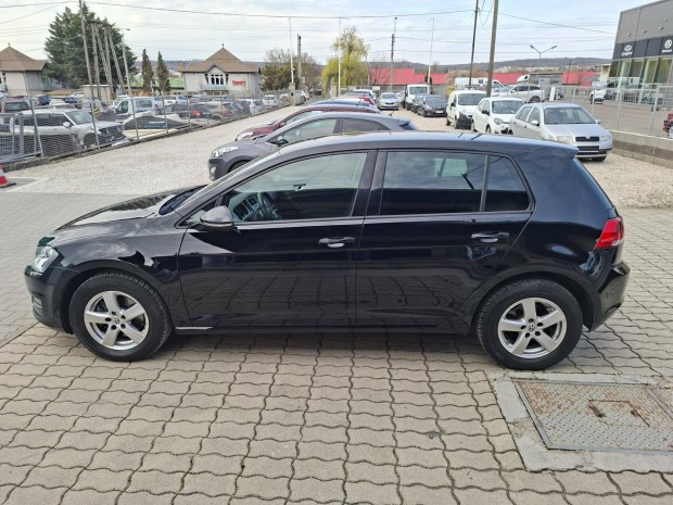 Volkswagen Golf VII 1.2 TSi BMT Trendline 11200...