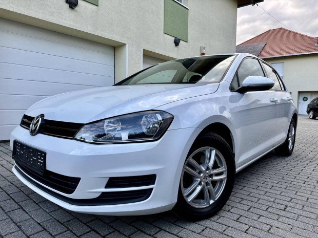 Volkswagen Golf VII 1.2 TSi BMT Trendline 1.-tu...