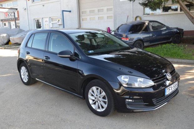 Volkswagen Golf VII 1.2 TSi BMT Trendline Digit...