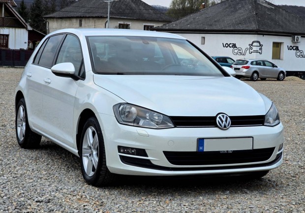Volkswagen Golf VII 1.2 TSi BMT Trendline Fiss...
