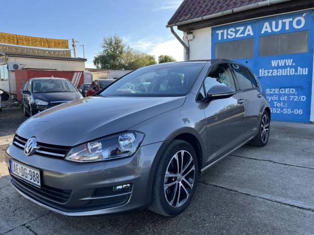 Volkswagen Golf VII 1.2 TSi BMT Trendline //135...