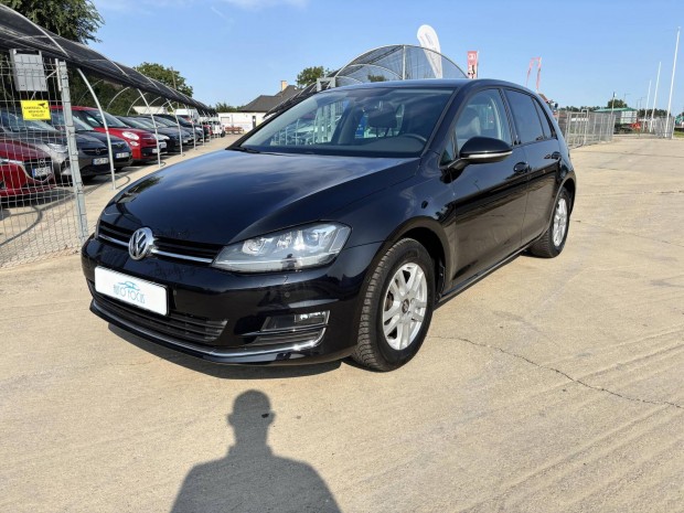 Volkswagen Golf VII 1.4 TSI BMT Highline Megkím...