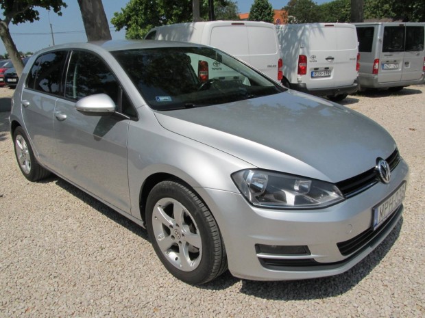 Volkswagen Golf VII 1.6 TDI BMT Trendline Magya...