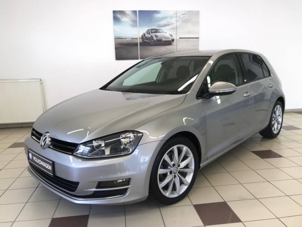 Volkswagen Golf VII 1.6 TDI Comfortline Highlin...
