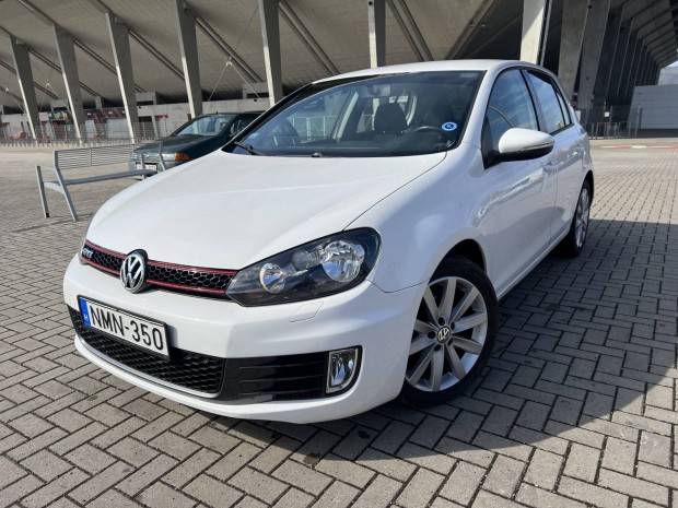 Volkswagen Golf VII 2.0 TDI Highline DSG F1.DIG...