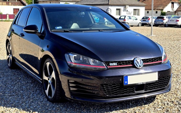 Volkswagen Golf VII 2.0 TSI BMT GTI DSG Magyaro...