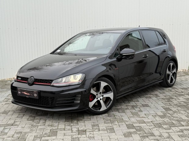 Volkswagen Golf VII 2.0 TSI BMT GTI Navi.PDC.LE...