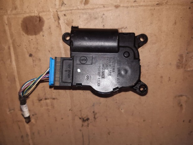 Volkswagen Golf VII F�t�s �ll�t� Motor