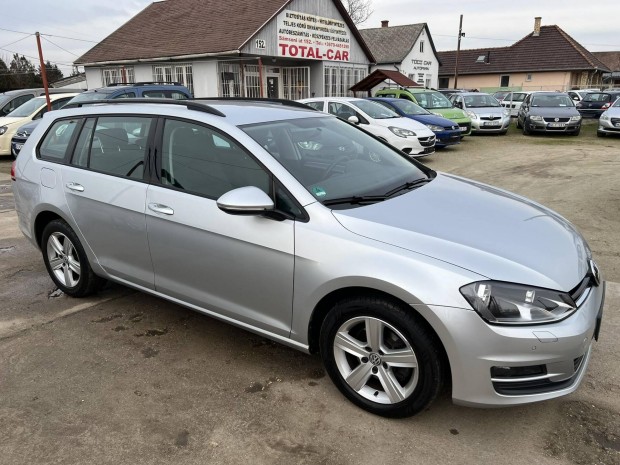 Volkswagen Golf VII Variant 2.0 TDI Comfortline...