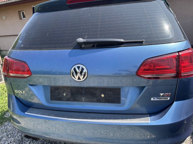Volkswagen Golf VII Variant csomagtér ajtó.