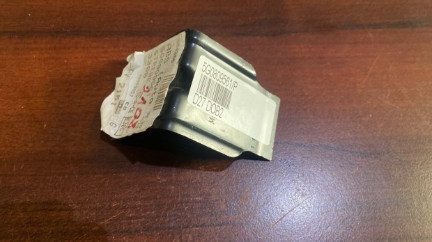 Volkswagen Golf VII. s�rv�d� tart� 5G0809561 elad�