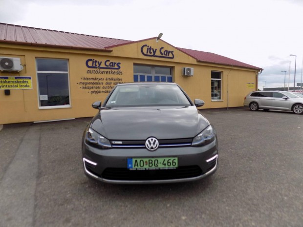 Volkswagen Golf VII e-Golf Edition Akci�s Fix �...