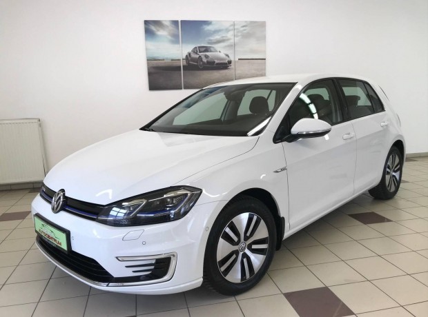 Volkswagen Golf VII e-Golf Navi+Kamera!Virtual...