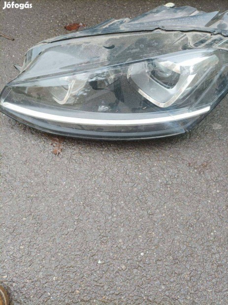 Volkswagen Golf.VII.lámpa kis széséghibával kedvező áron eladó