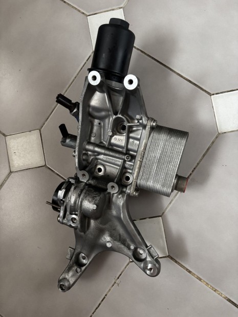 Volkswagen Golf VII olajszr hz, genertor tart bak 06L903143K