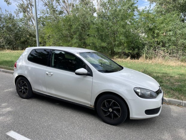 Volkswagen Golf VI 1.4