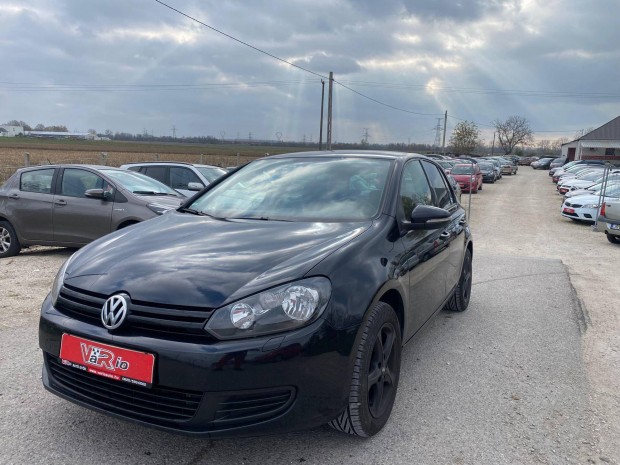 Volkswagen Golf VI 1.6 Trendline 3 v garanciv...