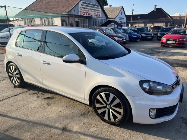 Volkswagen Golf VI 2.0 TDI GTD Szervizknyves
