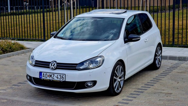 Volkswagen Golf VI 2.0 TDI Highline Keyless-LED...