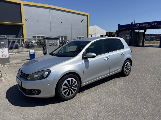 Volkswagen Golf VI