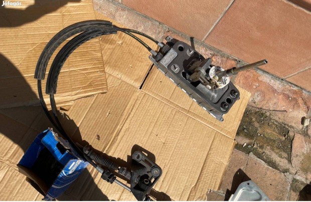 Volkswagen Golf VI v�lt� kulissza 1K0 711 061 B posta megoldhat�