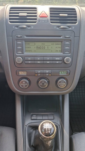 Volkswagen Golf V 1.4 Klma 228000 km Szp Karosszria 