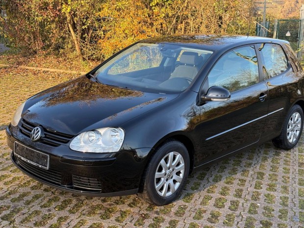 Volkswagen Golf V 1.6 BGU alkatrsz