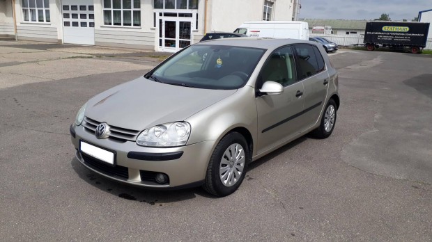 Volkswagen Golf V 1.6 Comfortline (Automata)