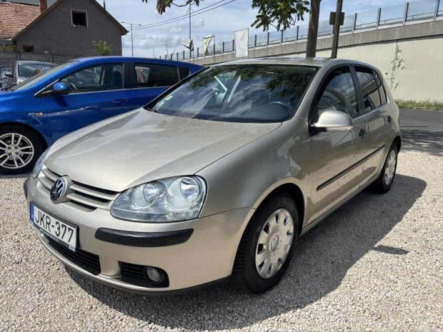 Volkswagen Golf V 1.6 Comfortline (Automata) 93...