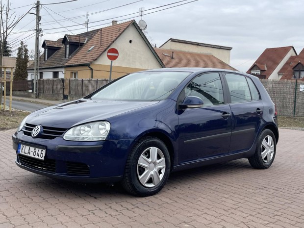 Volkswagen Golf V 1.9 PD TDI Comfortline