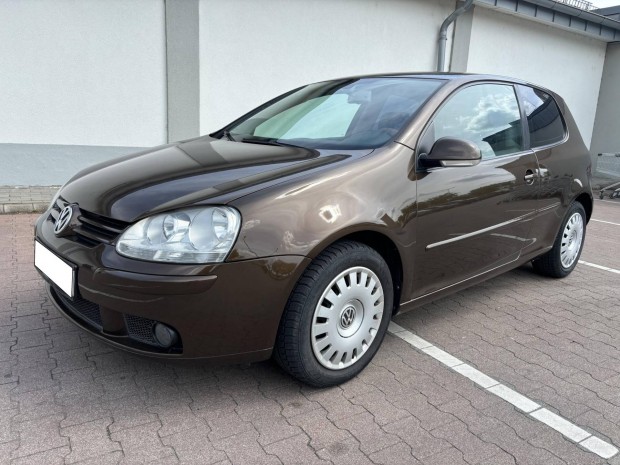 Volkswagen Golf V 1.9 PD TDI Trendline