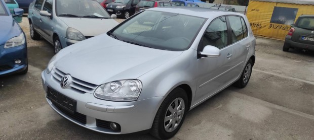 Volkswagen Golf V 1.9 PD TDI Trendline Tour