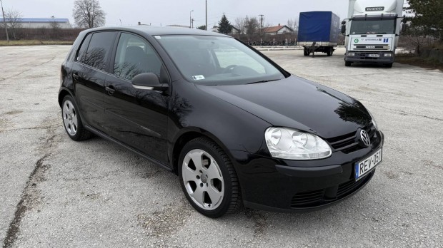 Volkswagen Golf V 1.9 TDi Sportline Alkalmi Vt...