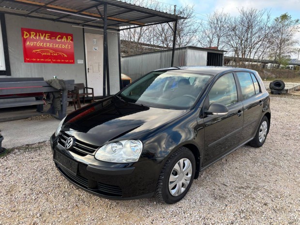 Volkswagen Golf V 1.9 TDi Trendline
