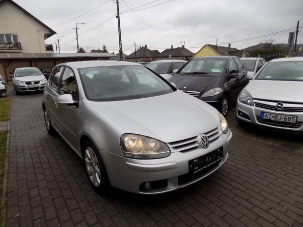 Volkswagen Golf V 2.0 PD TDI Trendline
