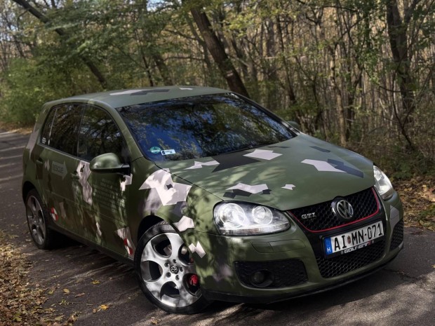 Volkswagen Golf V 2.0 TFSI GTI Egyedi Megjelené...