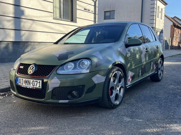 Volkswagen Golf V 2.0 TFSI GTI Egyedi Megjelené...