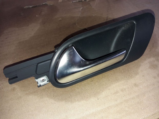 Volkswagen Golf V Bal Bels� Ajt�kilincs