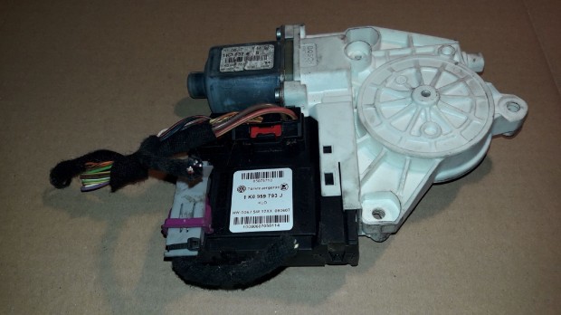 Volkswagen Golf V Bal Els� Ablakemel� Motor