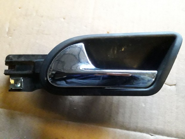 Volkswagen Golf V Bal Els� Bels� Ajt�kilincs